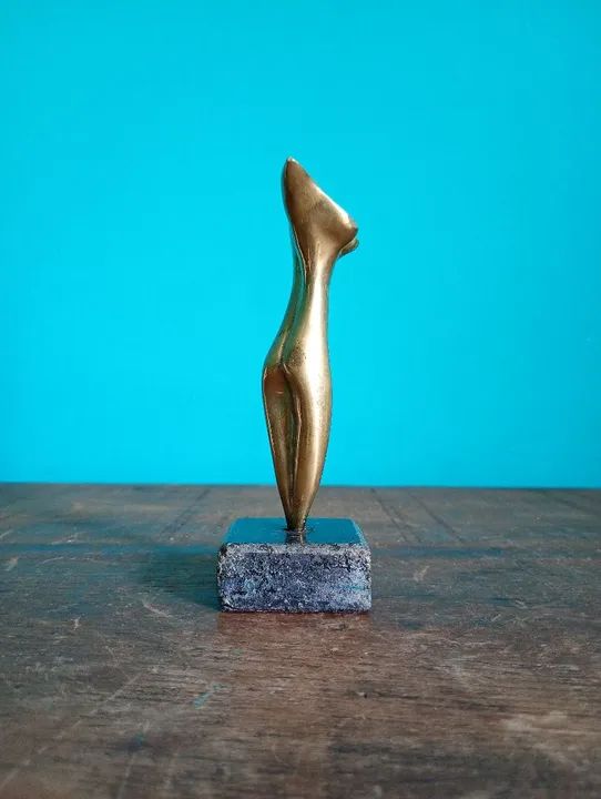 Escultura em bronze polido representando "Torso Feminino" - Foto 2