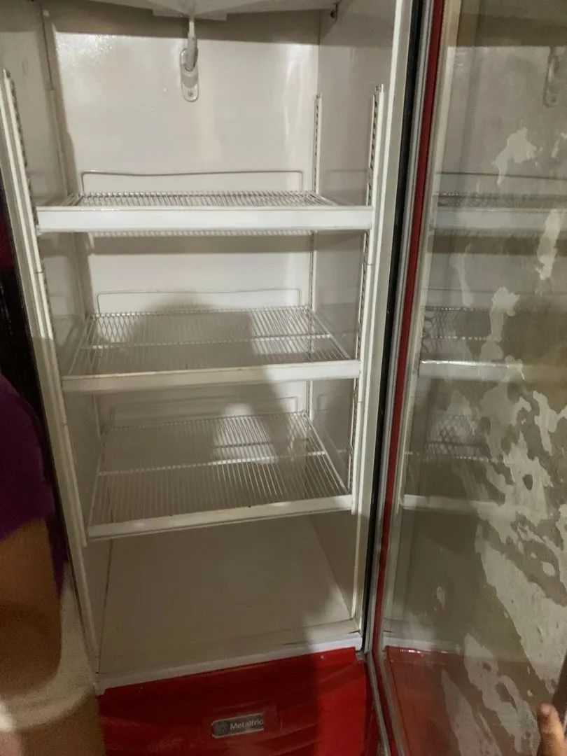 Freezer  Metalfrio - Usada