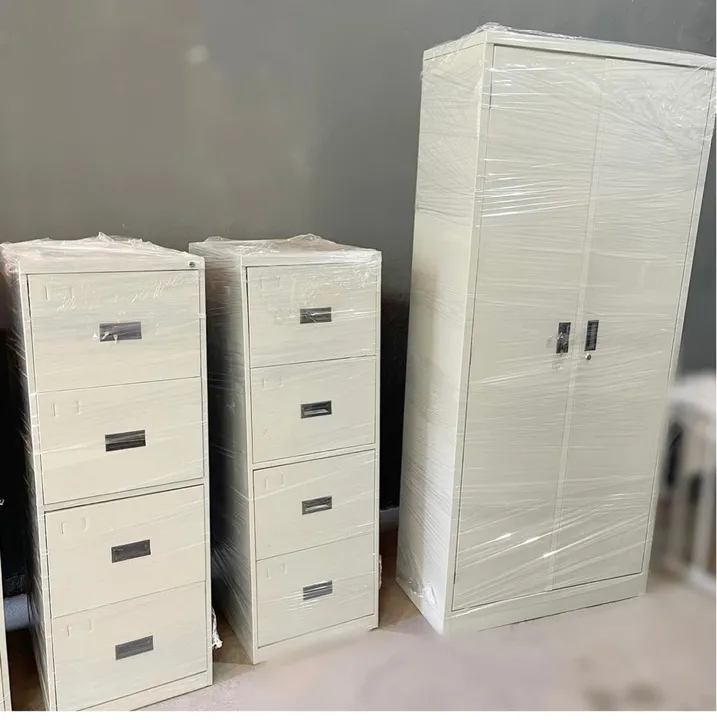 Armário de aço com chave com 2 portas
