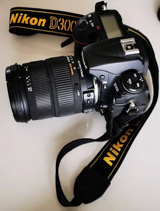 Nikon D300 - Foto 3