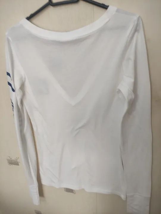 Camiseta Hollister branca - Foto 3