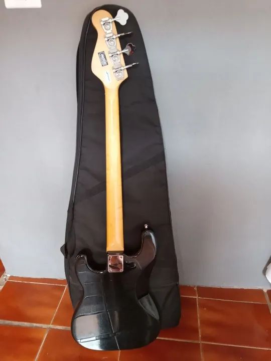 Baixo Elétrico - Excelente Estado! - Foto 2