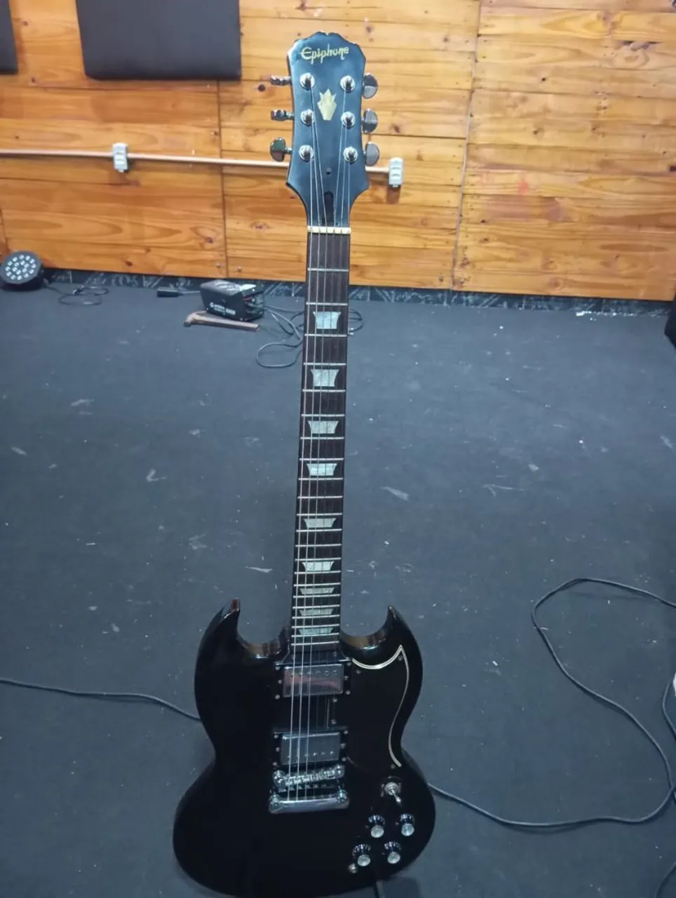Guitarra Epiphone SG G400 Black