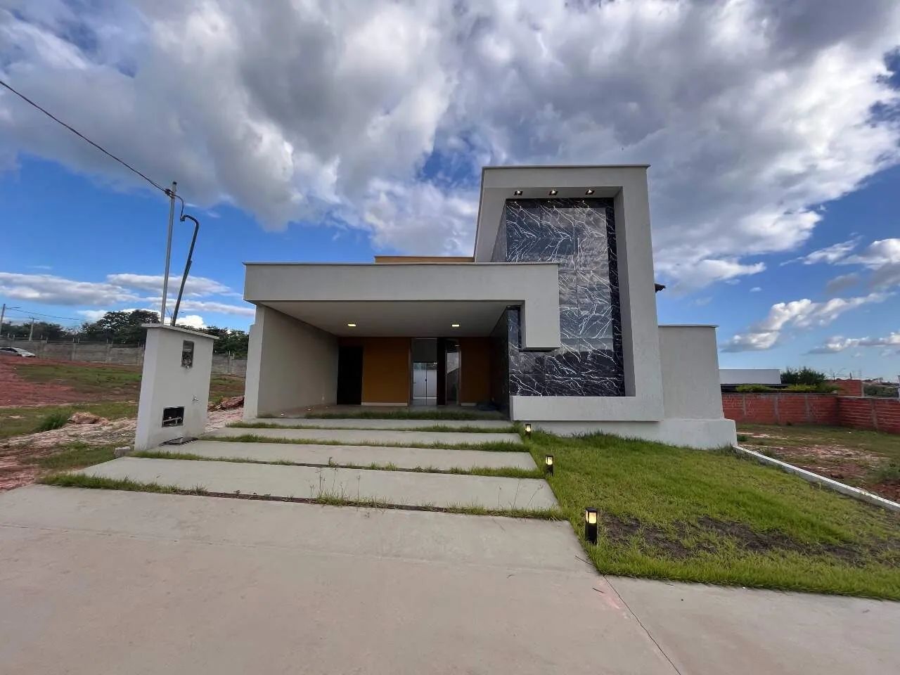 Casa em Condomínio à venda, 3 quartos, 2 suítes, 2 vagas, Verde Lar - Teresina/PI