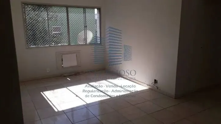 Apartamento com garagem à Venda na Rua Fábio da Luz Méier - RJ