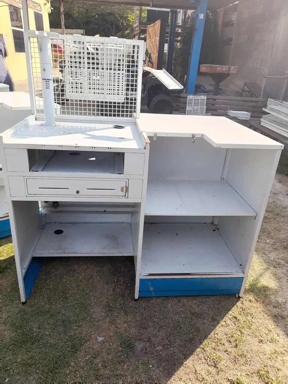 Caixa para atendimento em aço- Em ótimo estado  - Foto 2