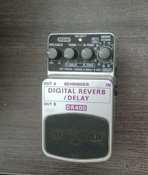 Pedal Behringer DR400 Reverb/Delay - Perfeito estado