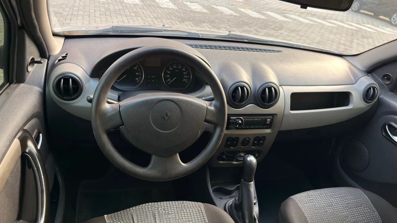 Sandero 1.0 completo R$ 23.990,00 - Foto 5
