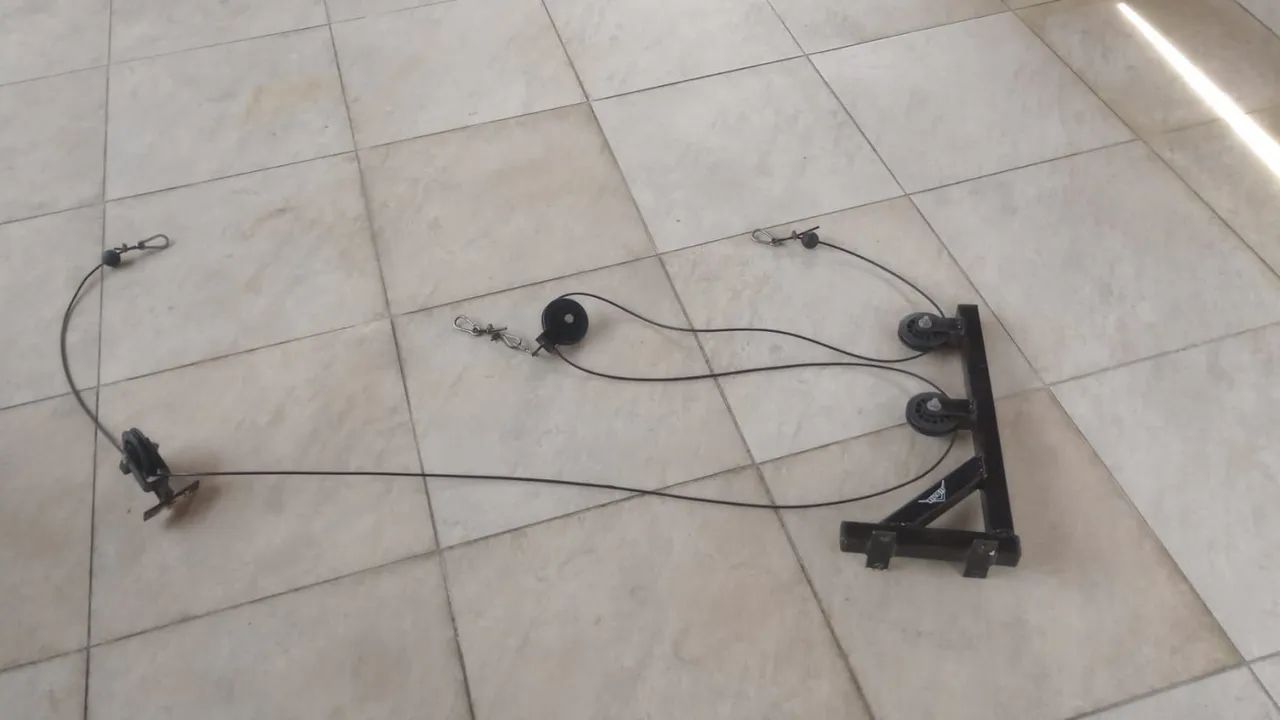 Crossover puxada alta e baixa+pernas e glúteos  - Foto 3