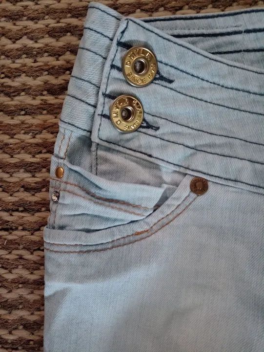 DAMYLLER - Calça Jeans Clara - Tamanho P - Foto 3