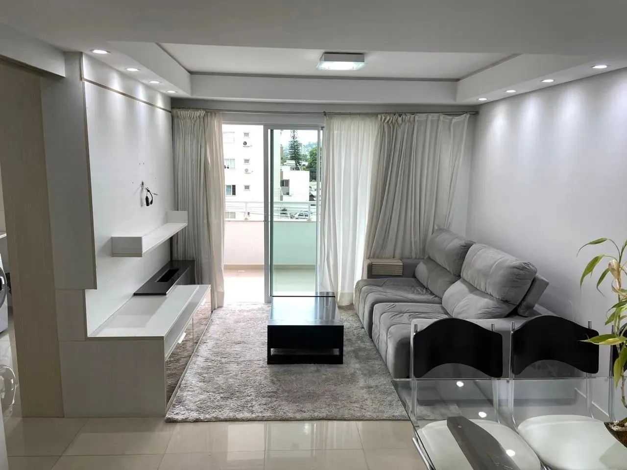 American Center e Residence
