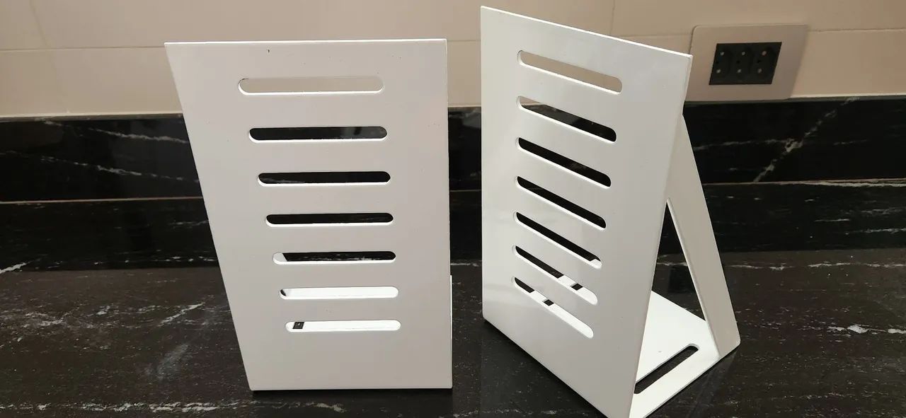 Suportes para prateleira em metal branco - Foto 4