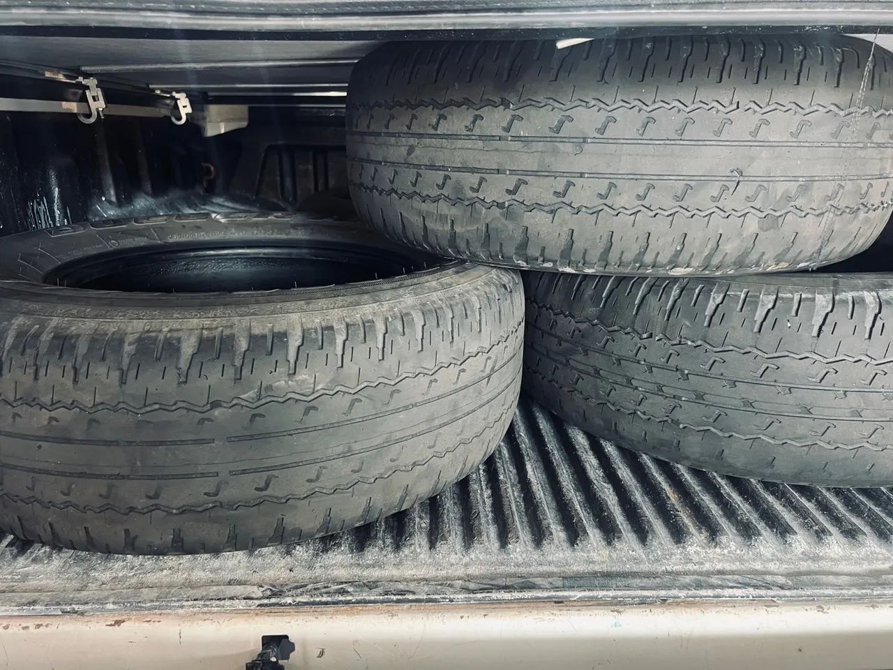 Pneu 265/65R17 Dueler - Foto 2