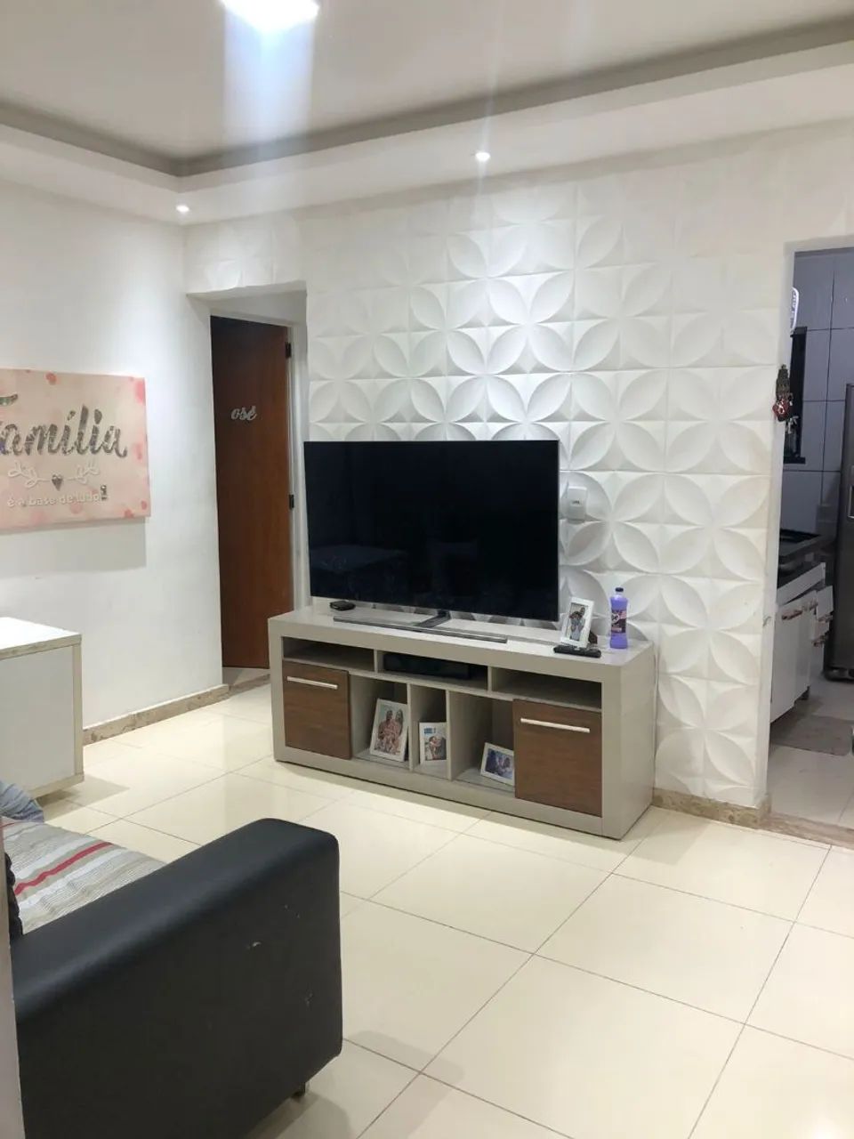 Apartamento mobiliado 2/4 C/ ar condicionado 