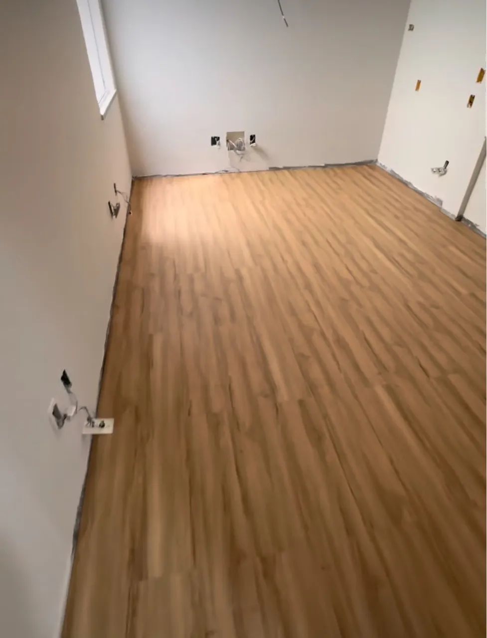 Instalador piso vinílico,laminado e rodapé  - Foto 2