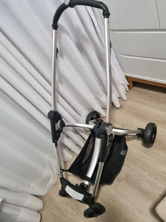 Carrinho de Bebê Kiddo + Bebê conforto - Foto 4