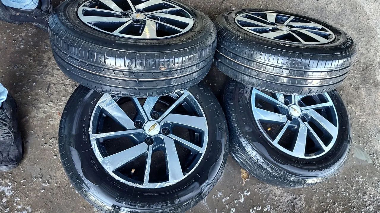 aro 15 c pneus semi novos <br> - Foto 5