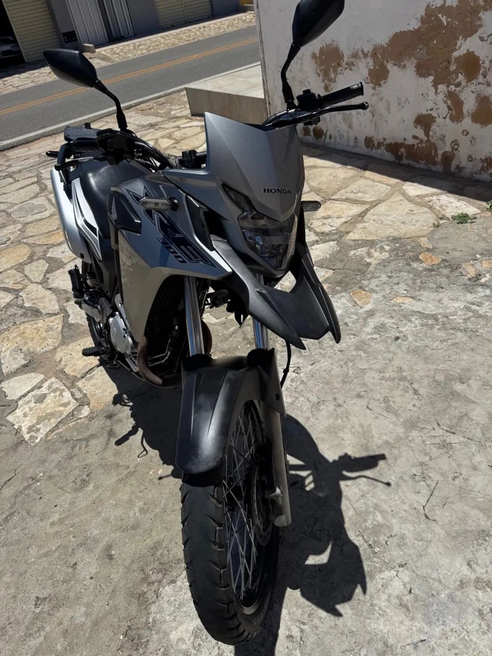 Vende-se xre 300 2019 