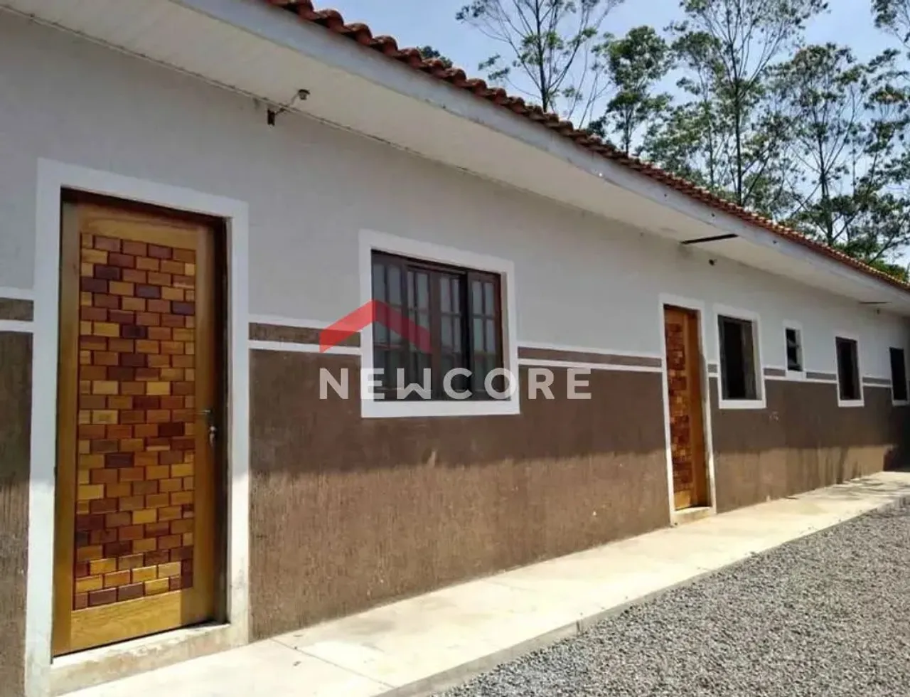 Casa em Rua Tereza Maria dos Santos - Ederson - Embu-Guaçu/SP