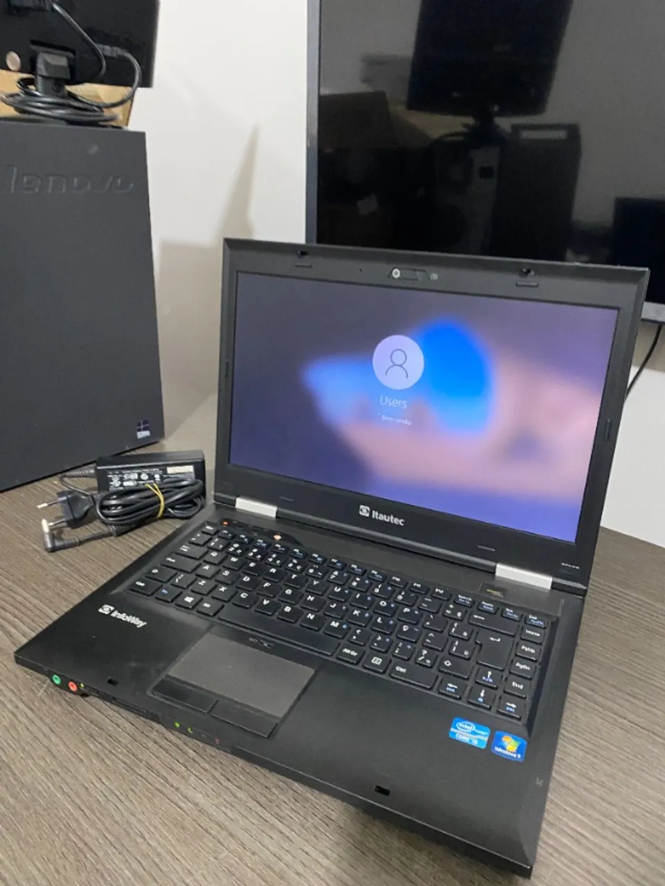 Notebook empresarial Intel core i5 3.1Ghz 8Gb 1600Mhz Ssd 120 Windows 10 Office