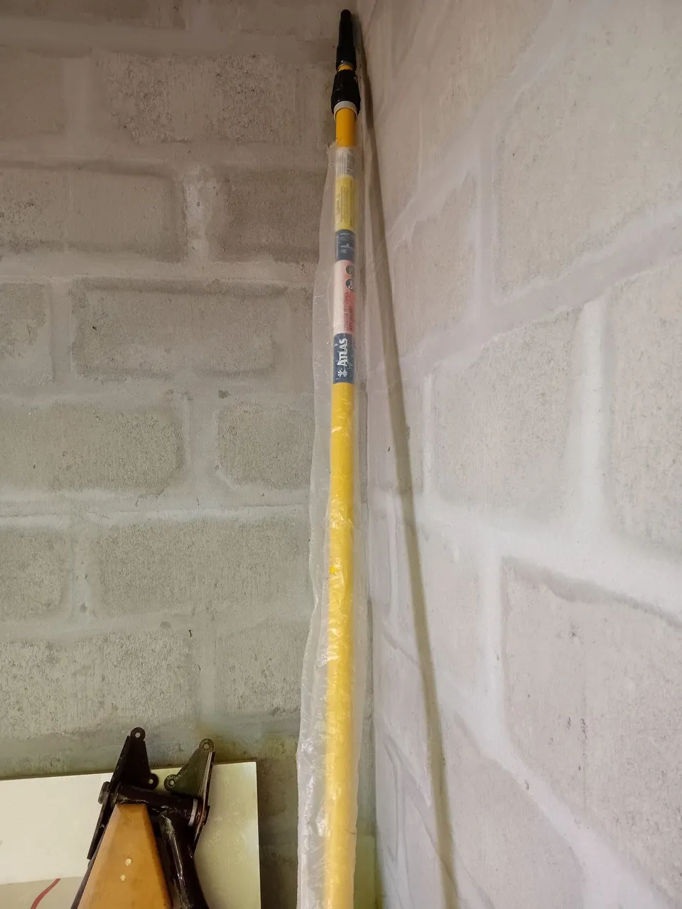 Cabo Extensor Telescópico para Pintura Atlas