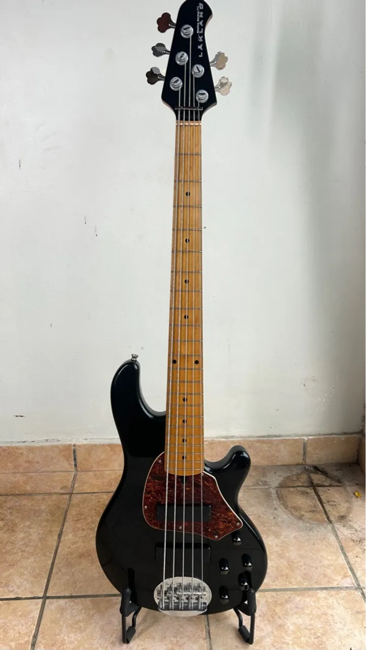 Baixo 5 Cordas Lakland (Fender, Music Man, Cort, Ibanez, Tagima, Warwick)