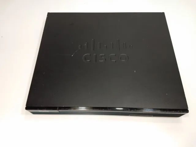 Switch Cisco 1905 Series K9 Usado T4j Ok (Usado) - Foto 2