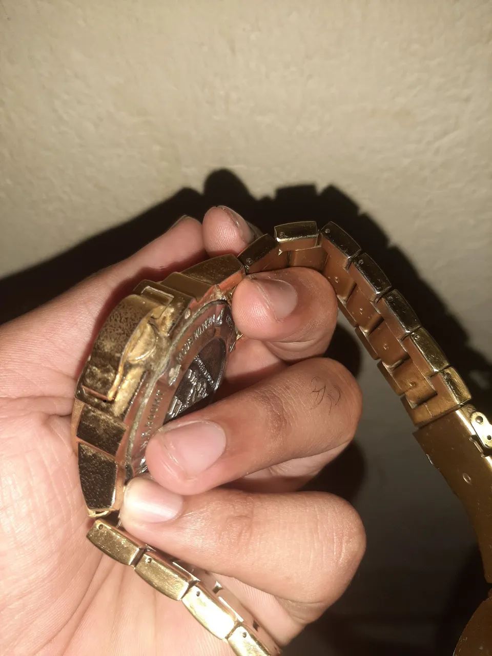 Relógio Invicta dourado - Foto 2