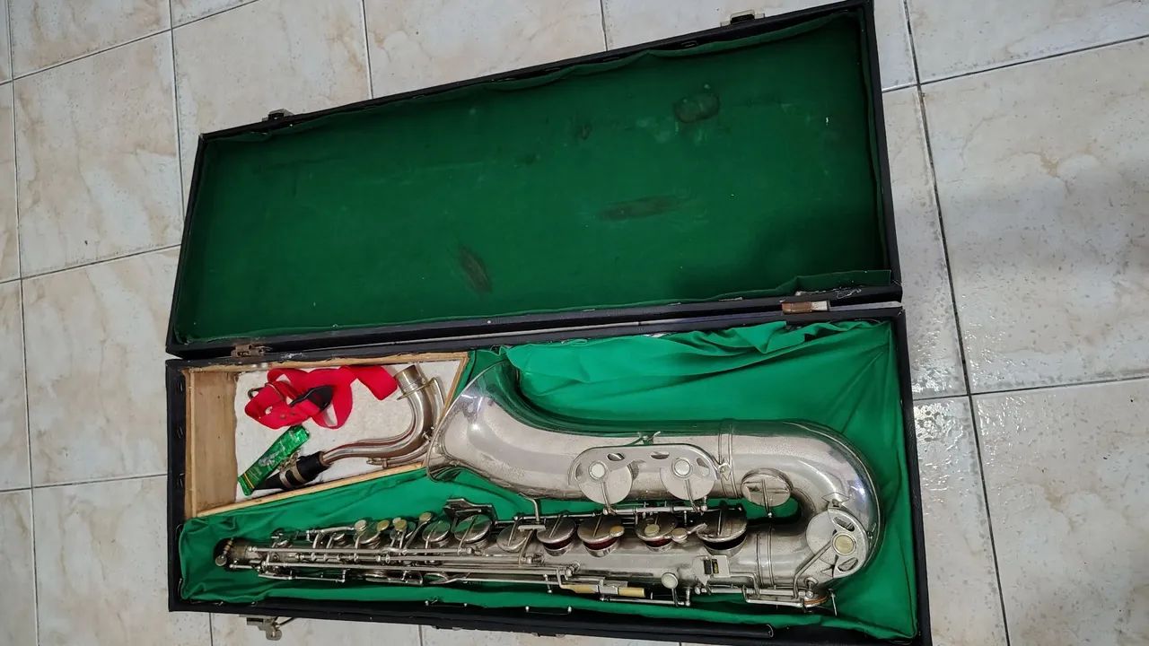 Saxofone tenor Galasso Prata - Excelente Estado - Foto 4