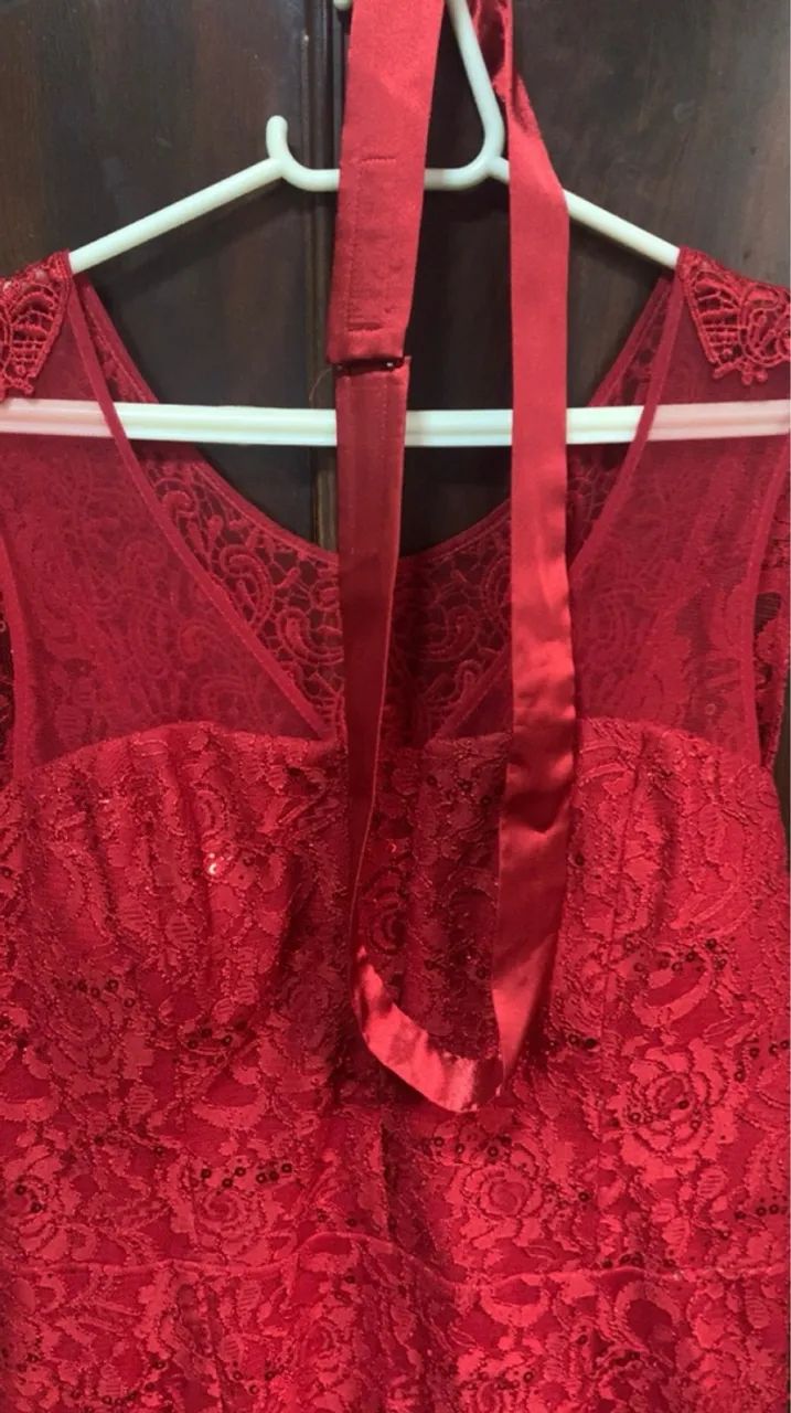 Vestido de RENDA VERMELHA Pouco Usado - Foto 4