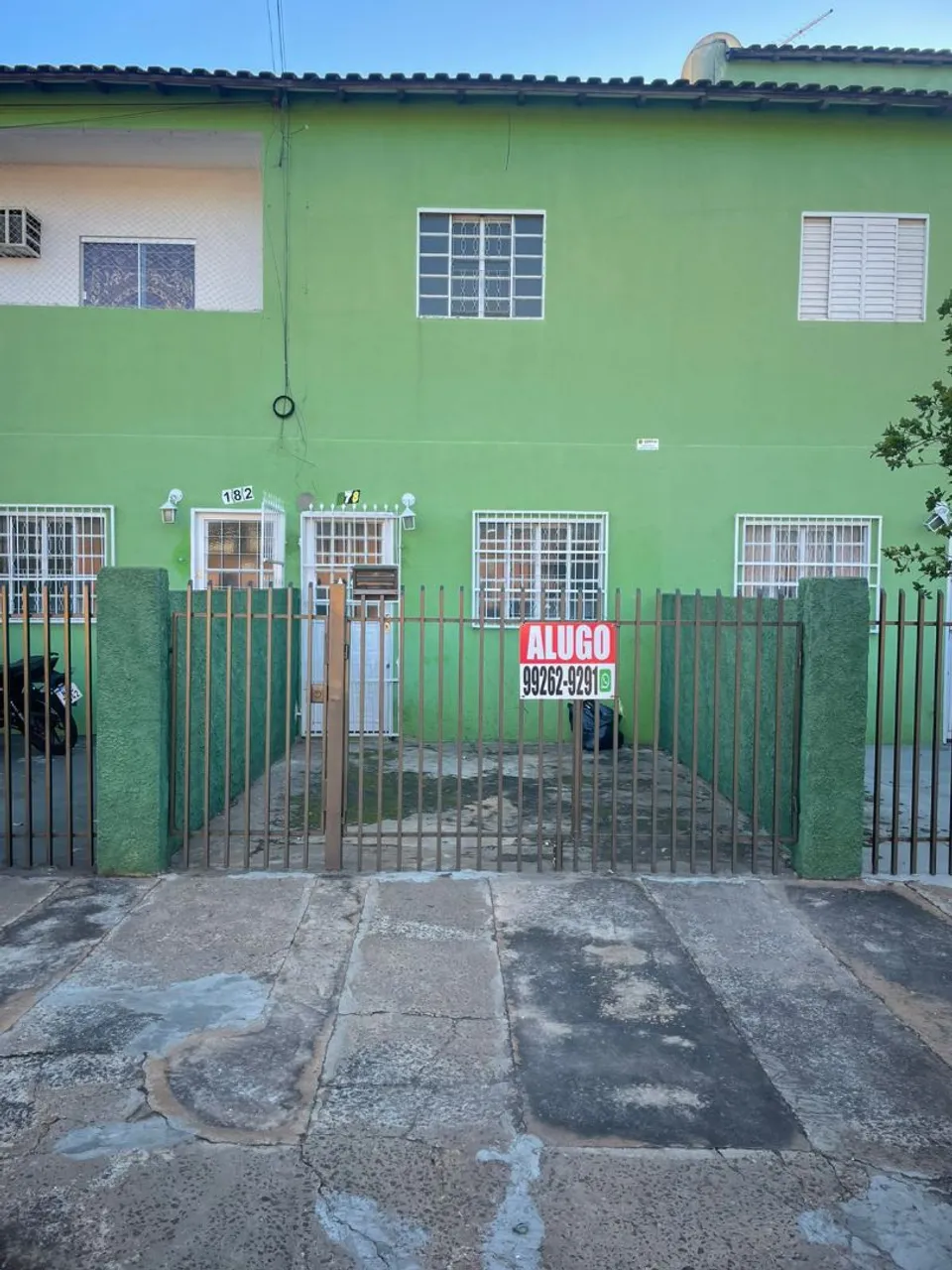 Aluguel de kitnet na rua Marte esquina com Av.Tamandare.