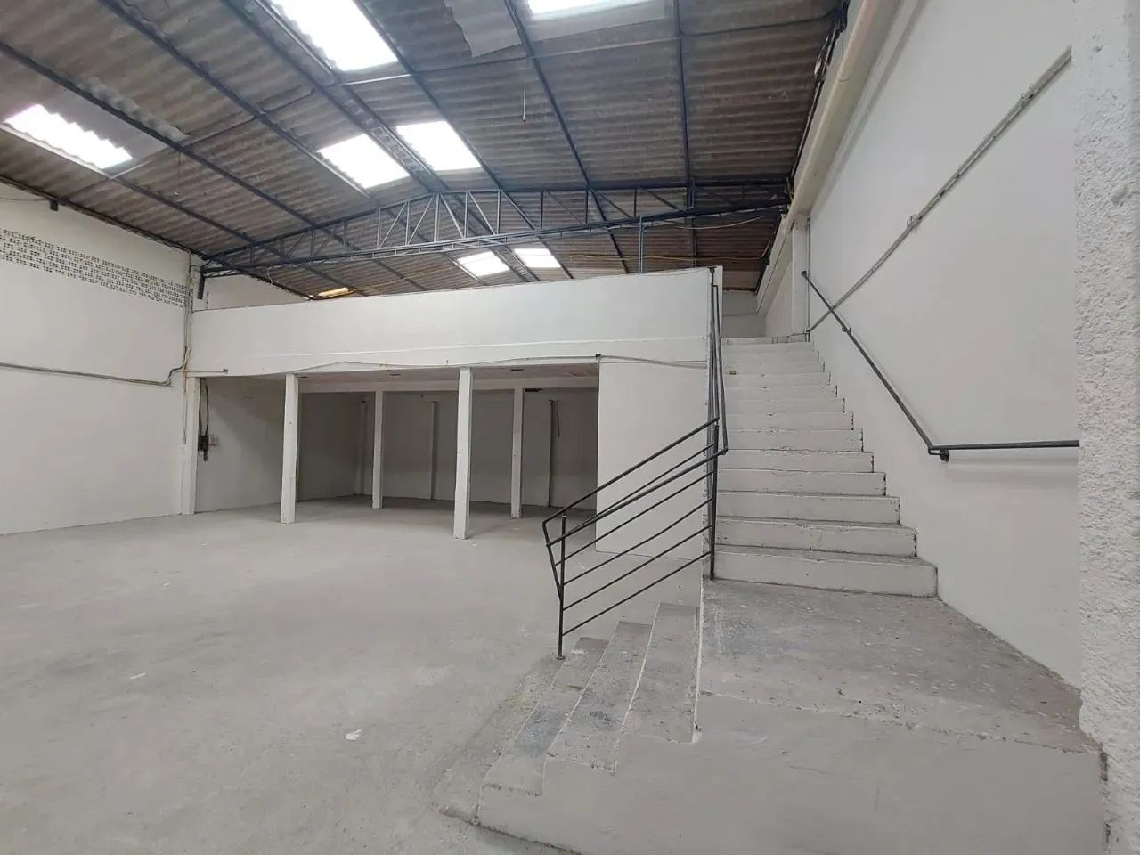 Galpão Comercial Barreiros São José - Foto 4