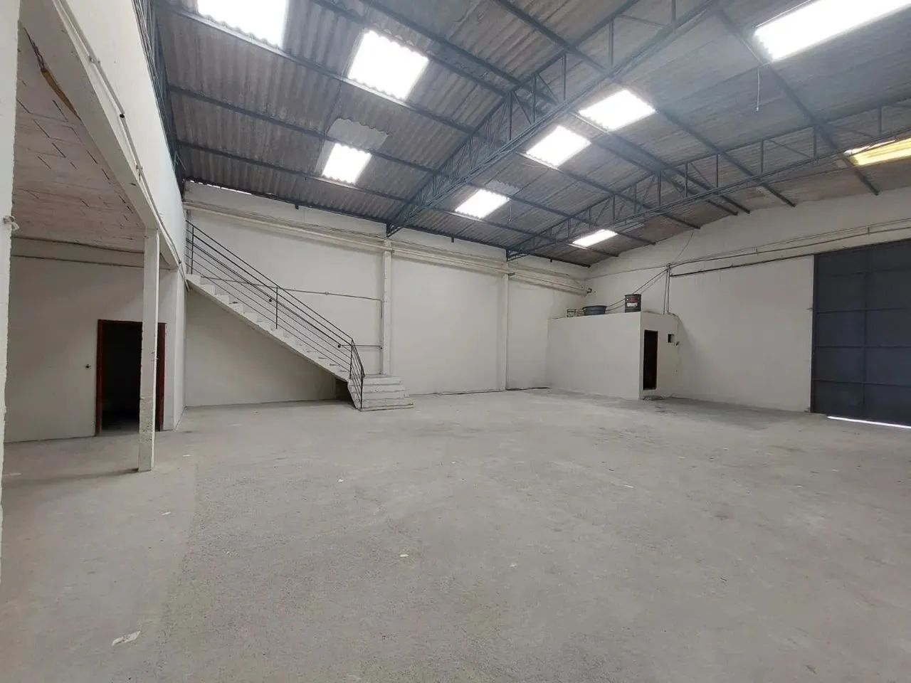 Galpão Comercial Barreiros São José - Foto 3
