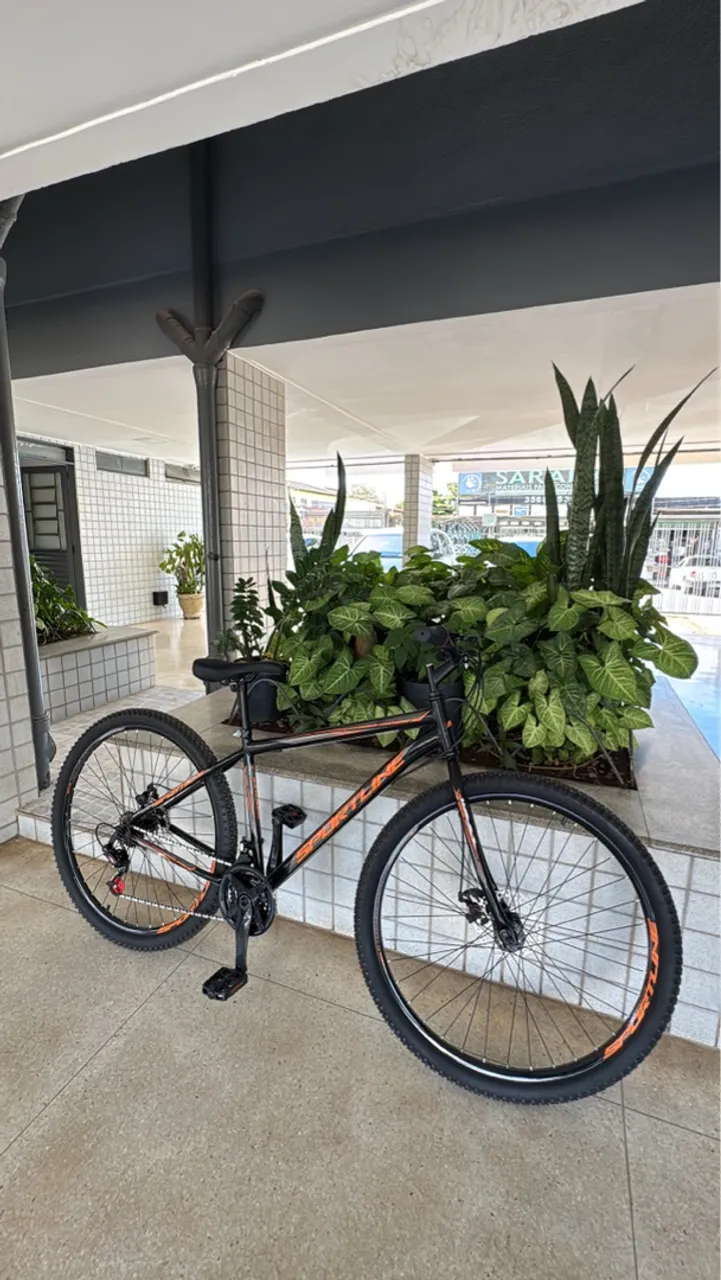 Bicicleta Sportline Aro 29 Aço Carbono 21 Velocidades Freio a Disco - Preto/Laranja