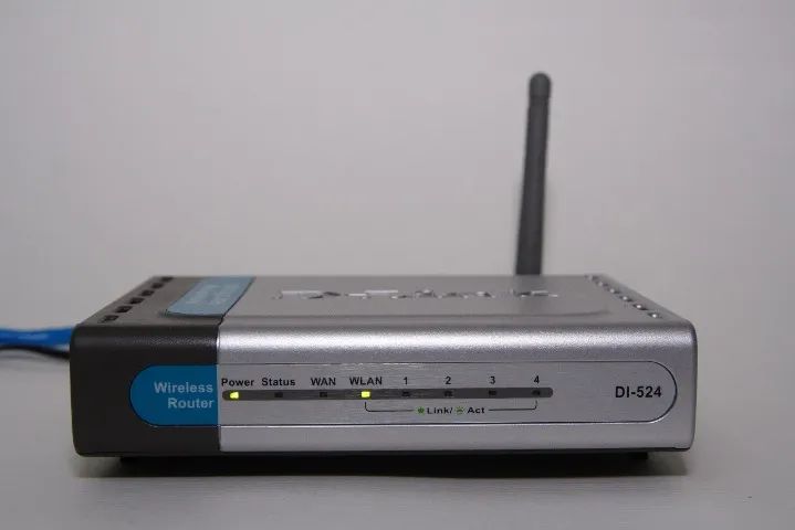 Roteador D-link Di 524 Bivolt - R1068