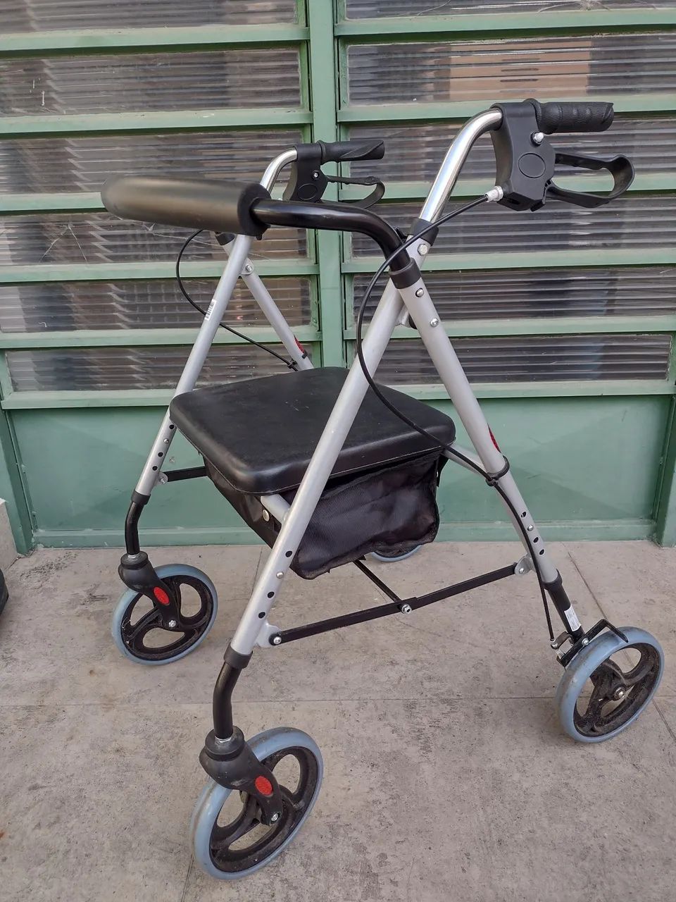 Andador com assento e rodinhas para Idosos, NOVO - Foto 4