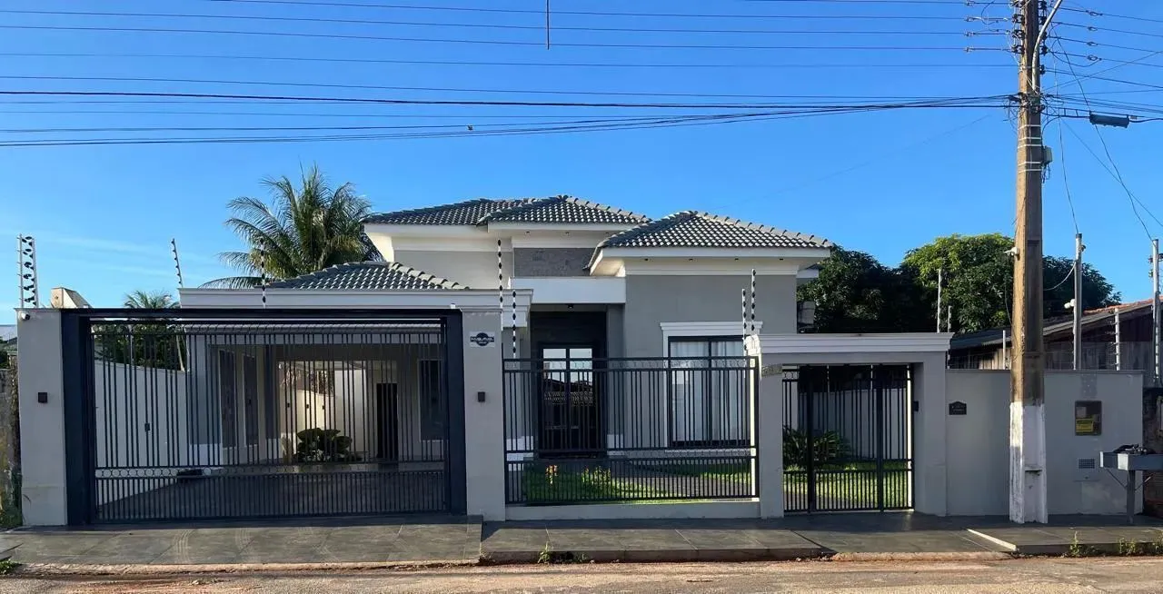 Venda/Locação Casa Alto Padrão - Novo Diamantino _ MT