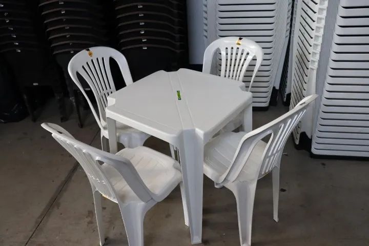 JOGO DE MESA COM 4 CADEIRAS BRANCO JR - Foto 5