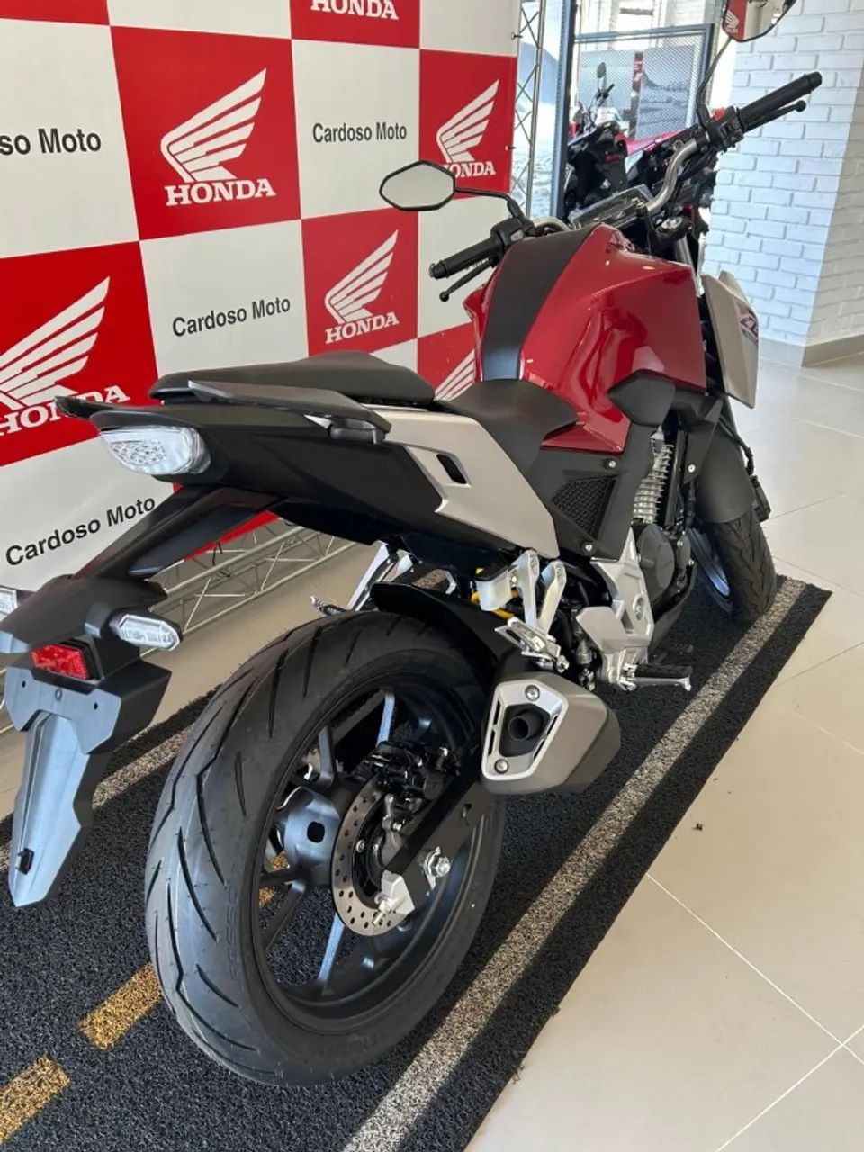 CB 300F TWISTER CBS 2026 - Foto 4