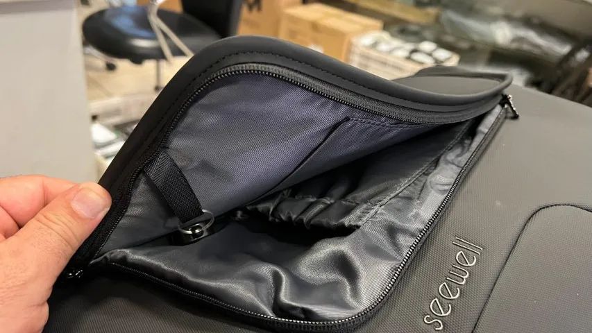 Mochila Luxo para Notbook ou tablet impermeavel SEEWELL preta - Foto 3
