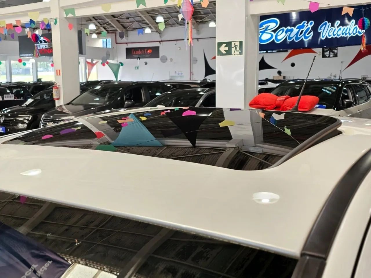 Peugeot 408 Sedan Griffe 1.6 TB Flex 16V 4P Aut. 2019 - Foto 3