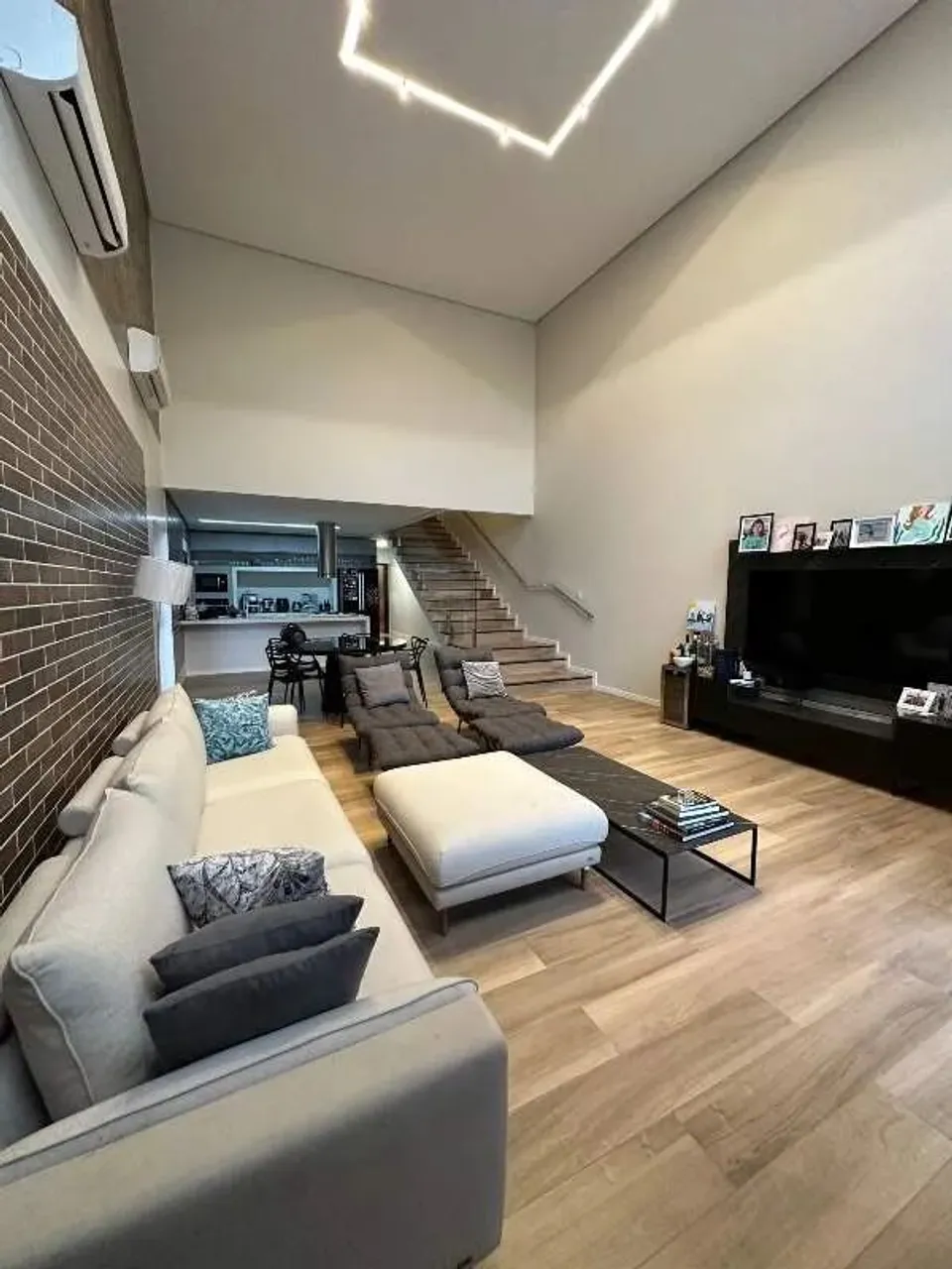 Sobrado Alto Padrão Condomínio Capital Residencial