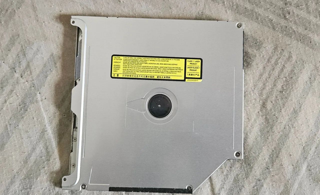 Leitor de DVD/CD UJ8A8 para MacBook - Foto 2