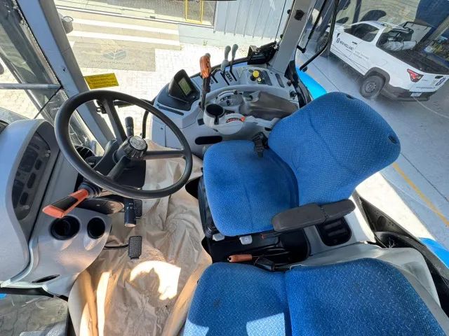Trator New Holland T7.245 - Foto 5