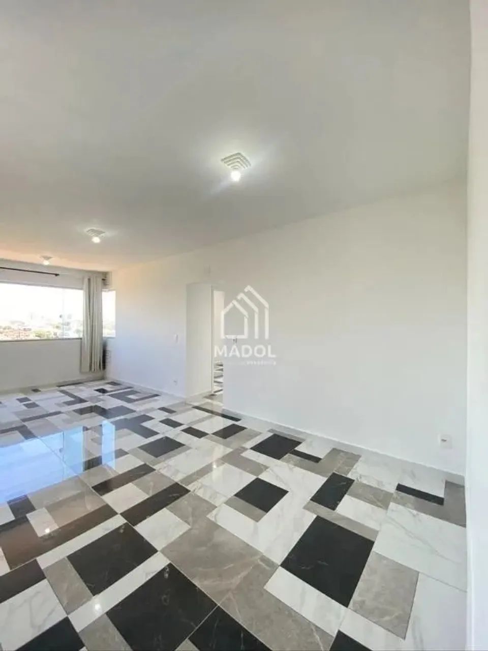 Apartamento à Venda em Uvaranas, Ponta Grossa - PR - Foto 4