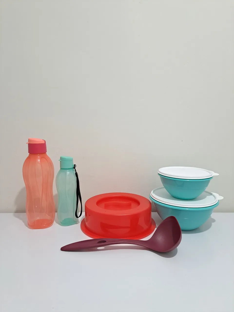 Conjunto de utensílios de cozinha coloridos