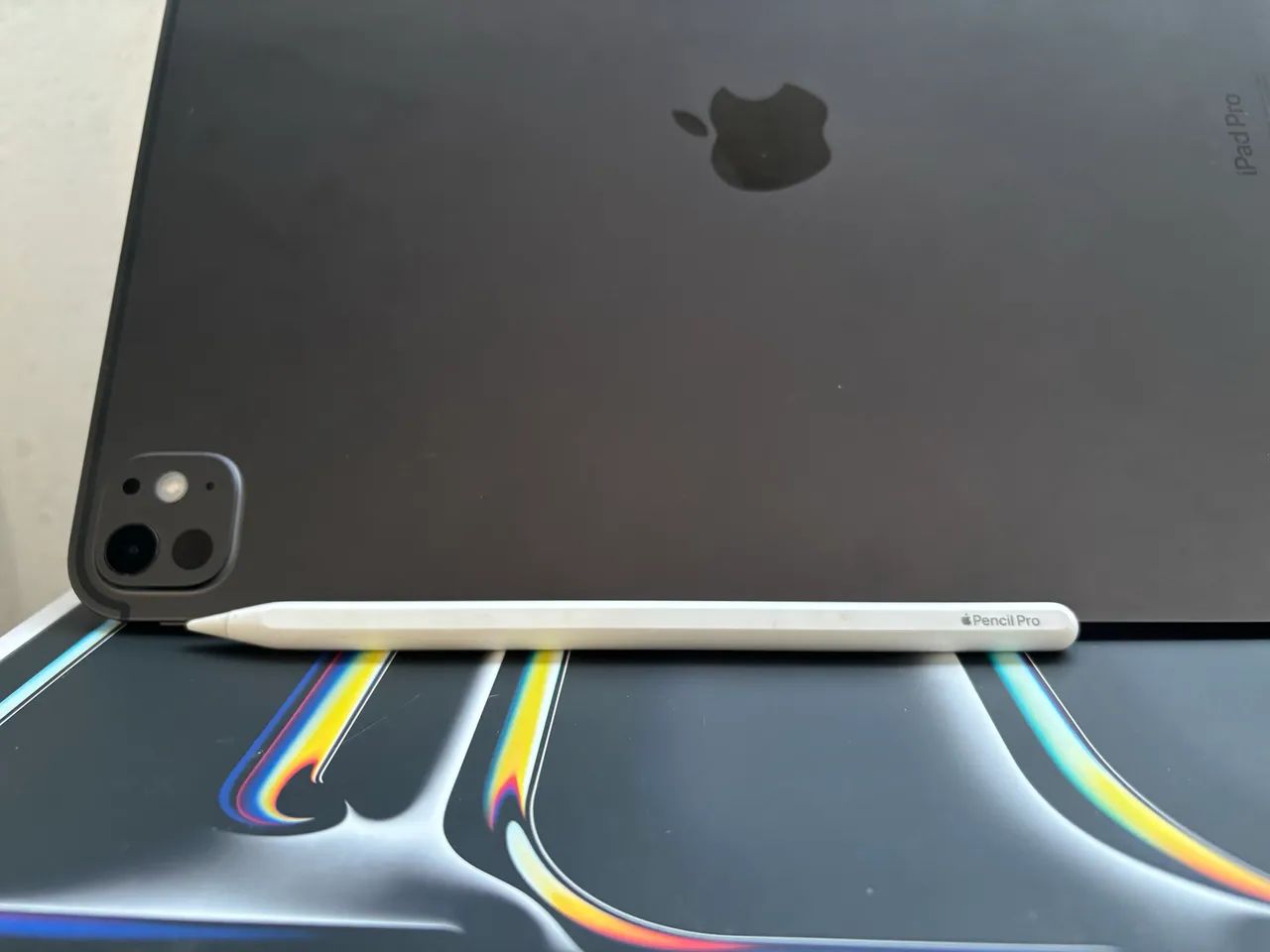 iPad Pro 13 M4 256GB KB+PencilPro付 iPad Pro 13 M4 256GB + Pencil Pro - Tablets e E-Readers