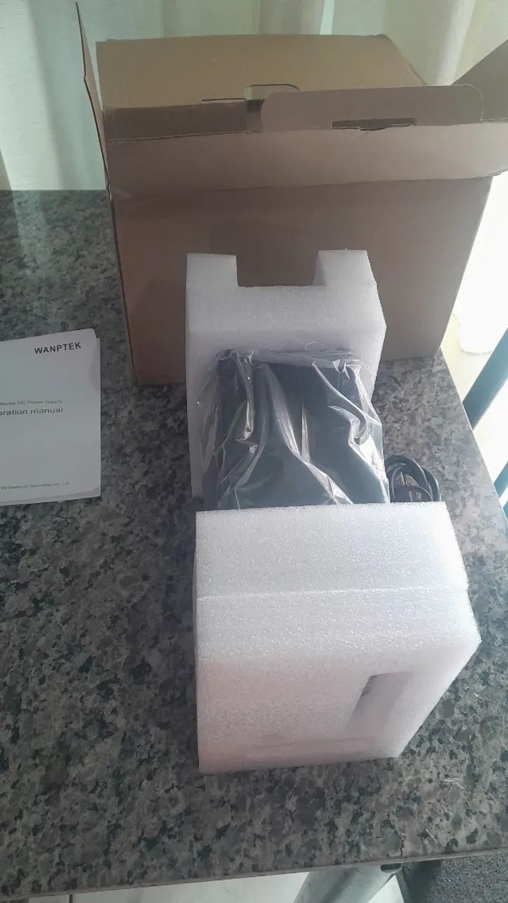 Fonte de Bancada Wanptek 4 dígitos nunca usada - Foto 2