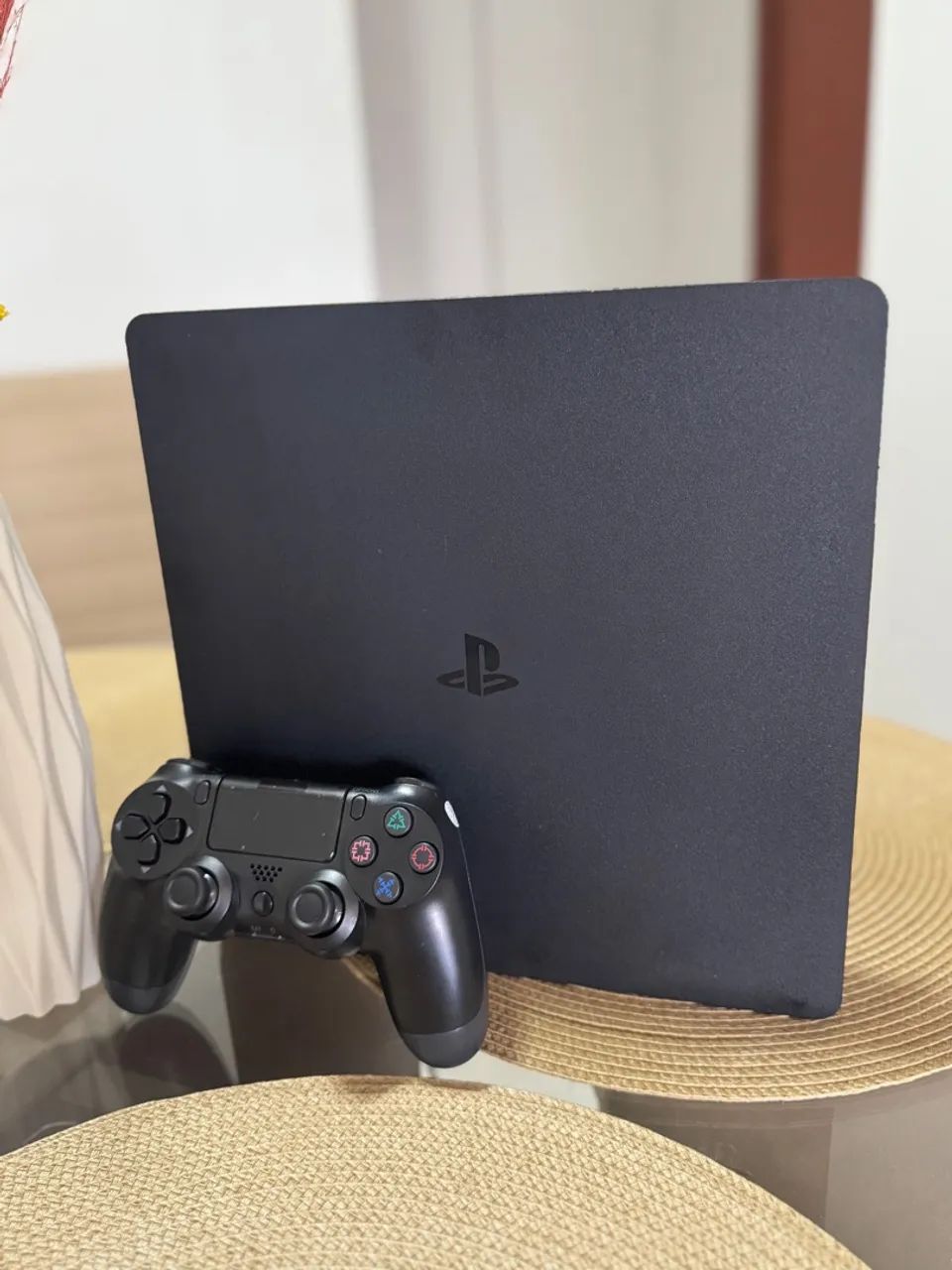PlayStation 4 slim impecável 