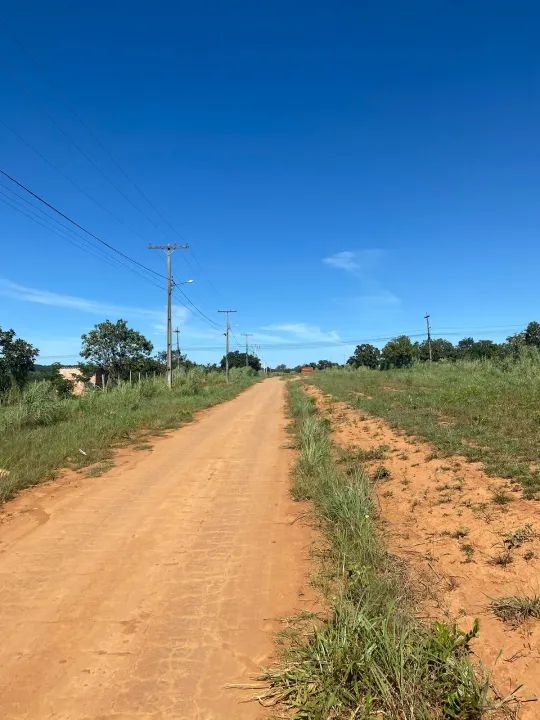 Terreno para venda tem 708m² em Setor Garavelo Sul  - Hidrolândia - GO